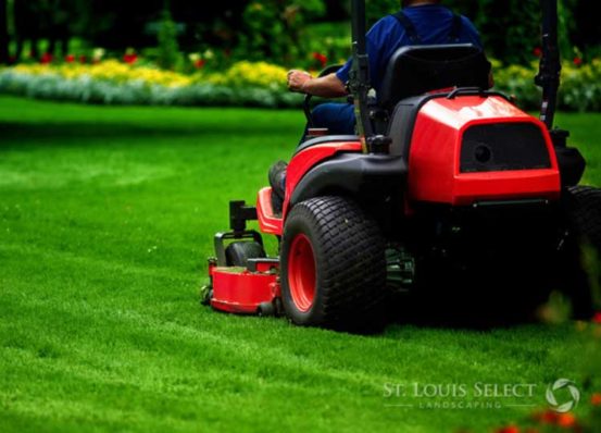 St Louis Lawn Maintenance